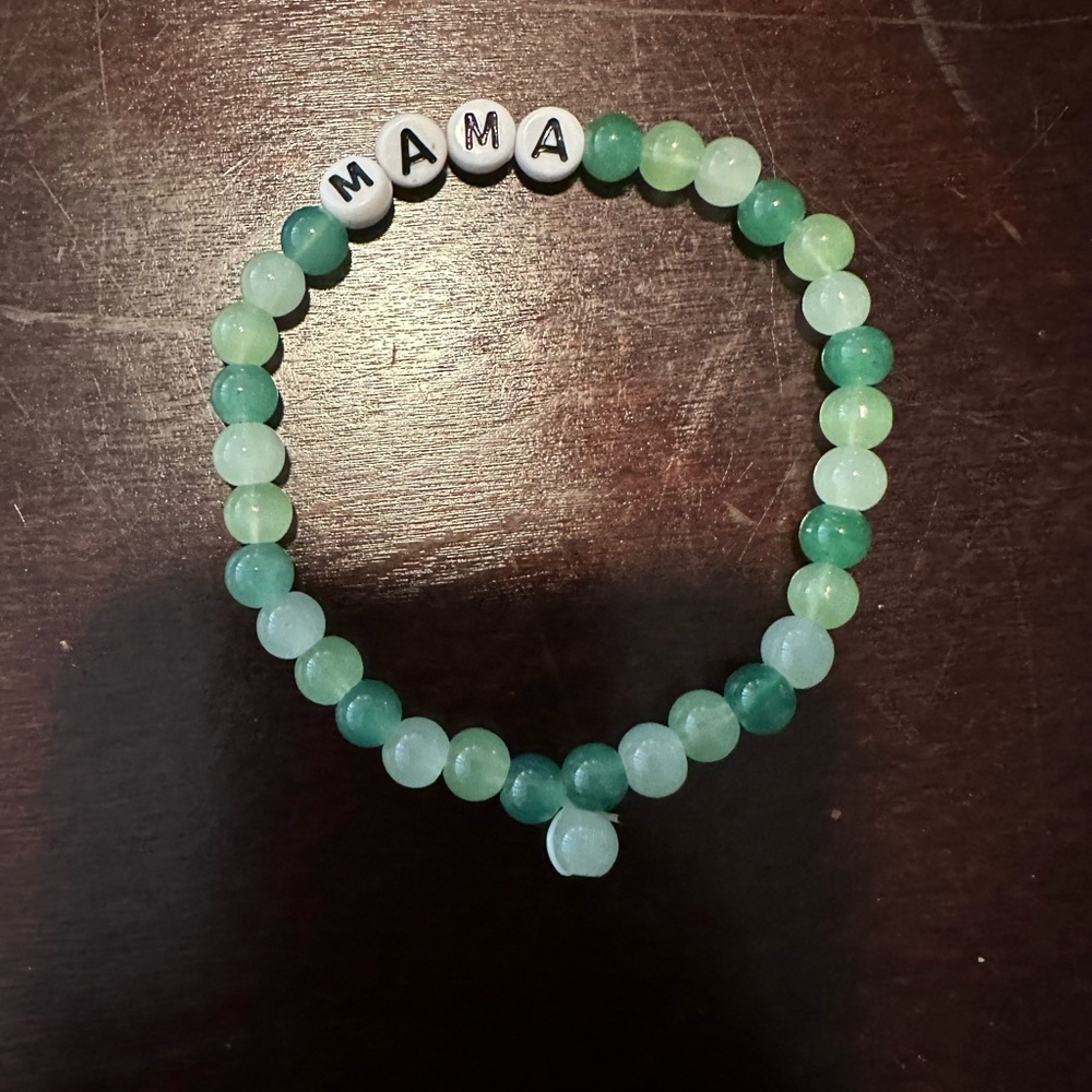 Mama Glass Bracelet
